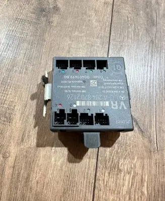 Mercedes-Benz C W204 Door control unit/module A2048208226 A2044421732 A2048702126