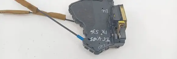Toyota Corolla Verso AR10 Front door lock 16L 6PIN AISIN