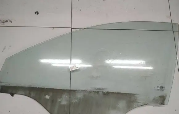 Opel Antara Front door window glass four-door AS2