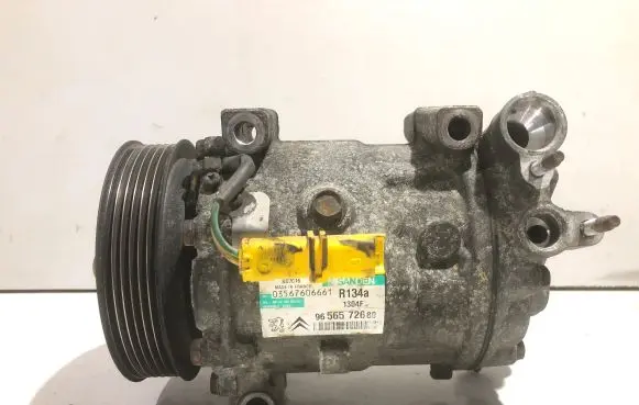Peugeot 407 Air conditioning (A/C) compressor (pump) 9656572680