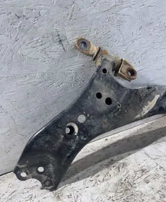 Toyota RAV 4 (XA50) Front lower control arm/wishbone