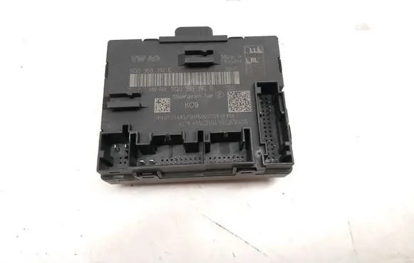 Volkswagen Touran III Door control unit/module 5Q0959392E