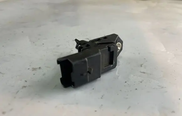 Volvo V40 Air pressure sensor 9663480880
