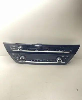 BMW 5 G30 G31 Climate control unit 74070010810 BCSG30 000011530230