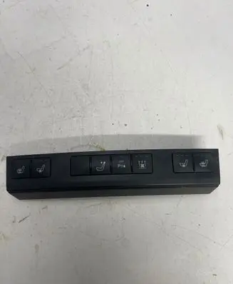 Mercedes-Benz E W212 Seat heating switch A2128203810