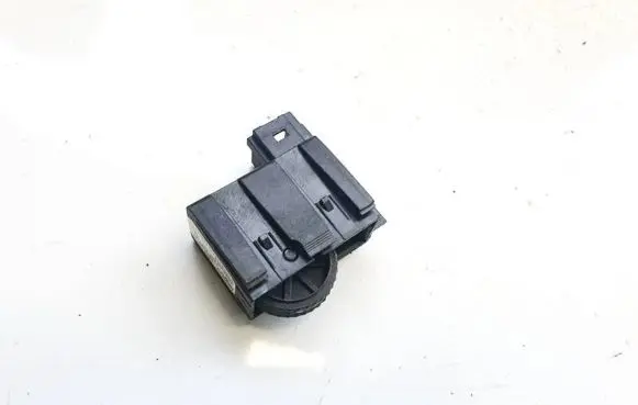 Toyota Avensis Verso Seat heating switch 526810032 5268100-32