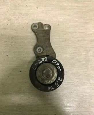 Mitsubishi L200 Generator/alternator belt tensioner