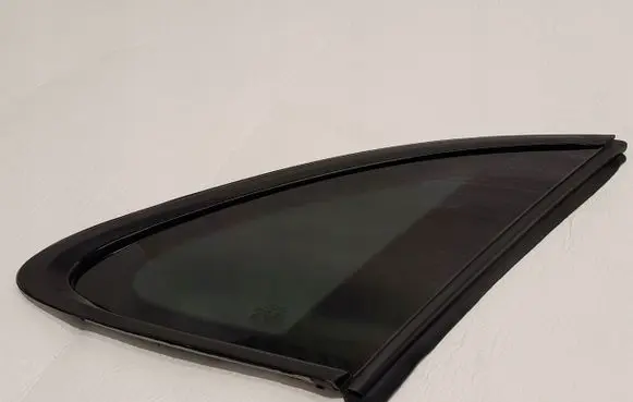 Porsche Cayenne (9Y0 9Y3) Front triangle window/glass 9Y0845298