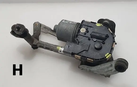 Seat Leon (1P) Front wiper linkage and motor 1P0955024B 1P0955120A 120907