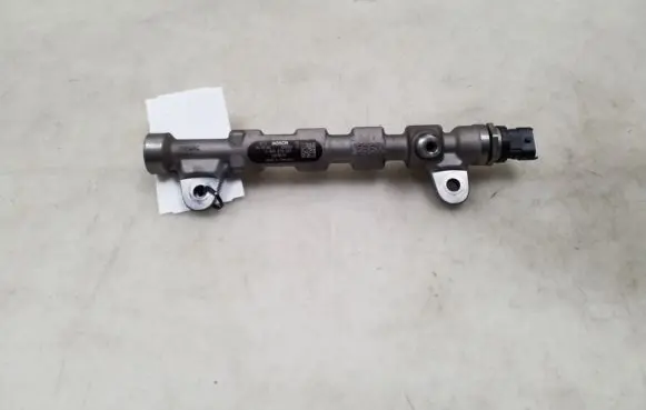 Opel Insignia A Fuel main line pipe 55576177