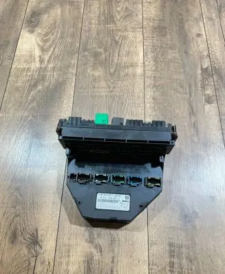 Mercedes-Benz E W212 Fuse module A2129008307