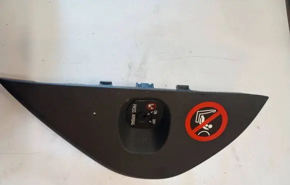 Volvo XC60 Dashboard side end trim 30755849 30755646