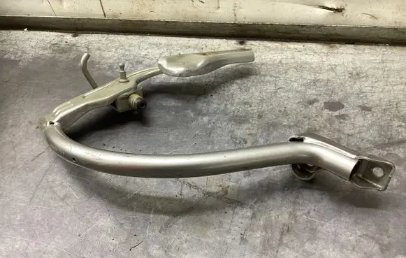 Volkswagen PASSAT B8 Tailgate/trunk/boot hinge 3G5827301