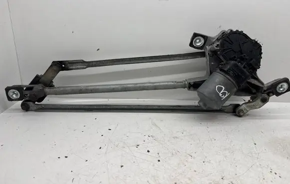 Front wiper linkage and motor