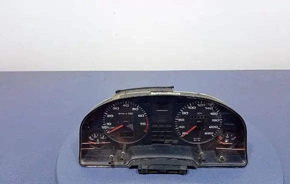 Audi 80 90 S2 B4 Speedometer (instrument cluster) 8A0919033H