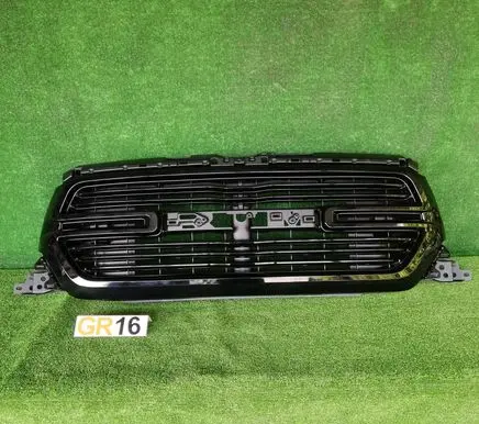 Dodge RAM Front bumper upper radiator grill 6BT01TRMAF
