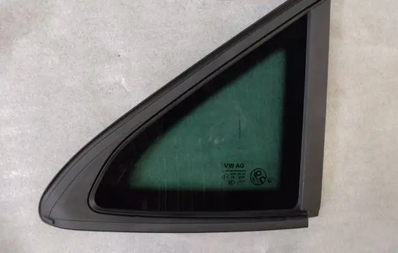 Cupra Formentor Rear side window 5FF845300H 5FF845300
