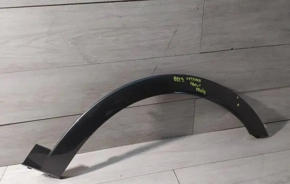 Porsche Cayenne (9Y0 9Y3) Front arch trim 9Y0853818