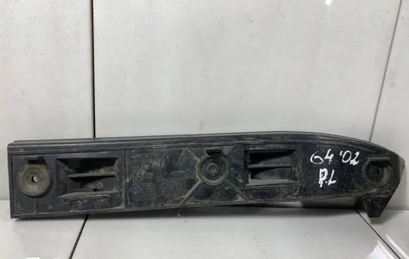 Volkswagen Golf IV Front bumper mounting bracket 1J0807184A