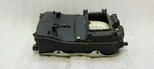 Mercedes-Benz SLK R172 Air filter box A6510901701