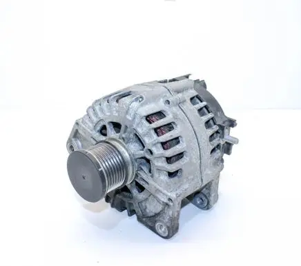 Mercedes-Benz C W205 Generator/alternator A0009063701