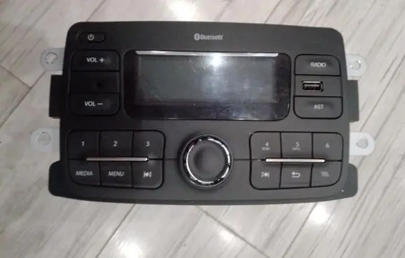 Dacia Dokker Radio/CD/DVD/GPS head unit 281154759r