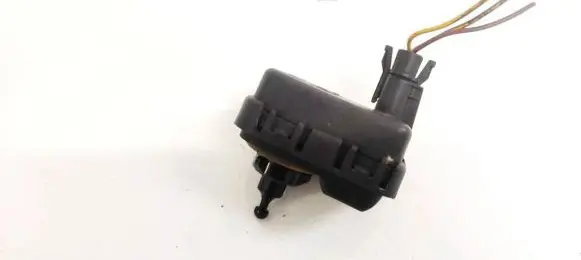 Opel Zafira A Headlight level adjustment motor 