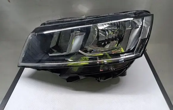 Volkswagen Multivan T6 Headlight/headlamp 7L1941005