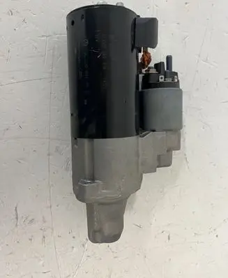 Mercedes-Benz Sprinter W907 W910 Starter motor A0009069901 0001149416