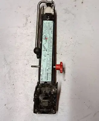 BMW 7 E65 E66 Lift Jack 6767945