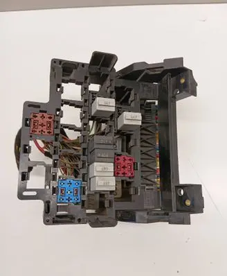 Volkswagen Sharan Fuse box set 7M3937499 YM2114A323BA