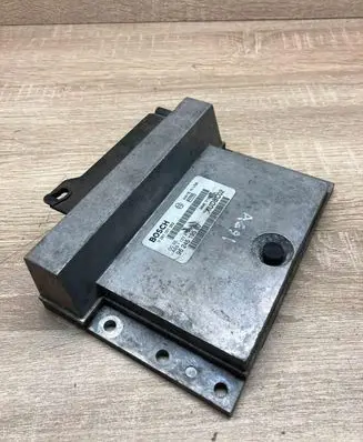 Peugeot 406 Engine control unit/module ECU 9624519580 0281001262 XUDBC02