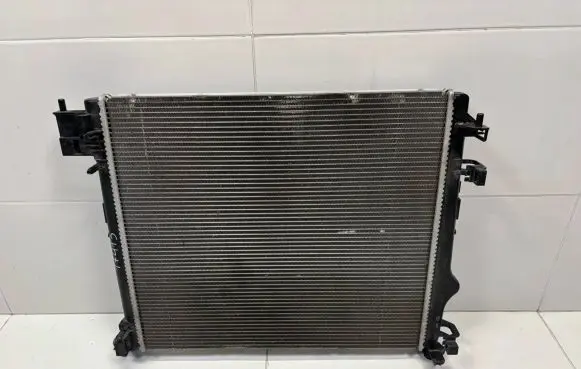 Renault Kadjar Coolant radiator 214104EB0B