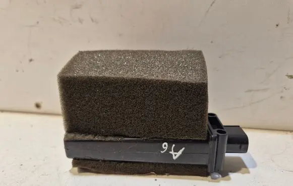 Audi A6 S6 C6 4F Airbag deployment crash/impact sensor 