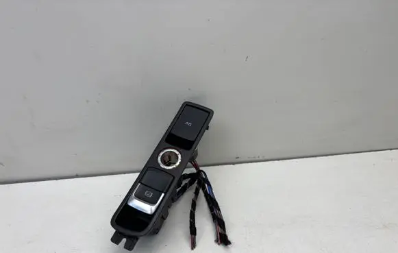 Audi Q3 8U Hand parking brake switch 8U2863349C 8U0927225D