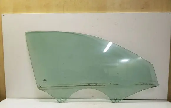 Audi A1 Front door window glass four-door E643R00082