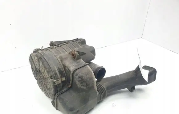 Renault Maxity Air filter box cover 4611585903