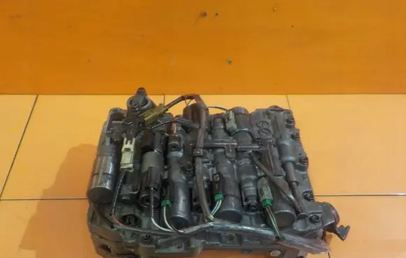 Ford Mondeo MK IV Torque split ecu control unit/module 5G137Z488AA 298A2