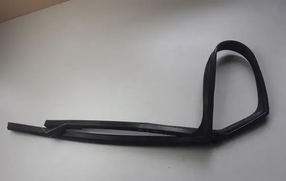 Infiniti M Y51 Rubber seal rear door 822D51MA0A