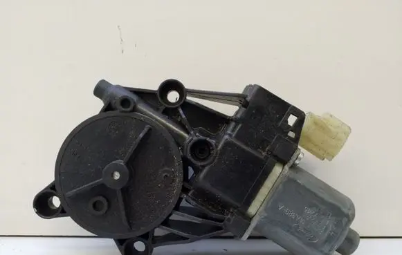 Ford Fiesta Front door window regulator motor 8A6114A389A 0130822406 C7Y2A