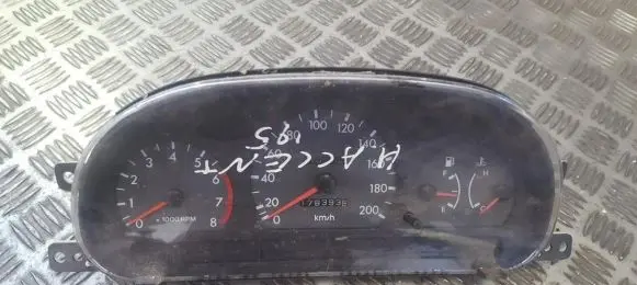 Hyundai Accent Speedometer (instrument cluster)