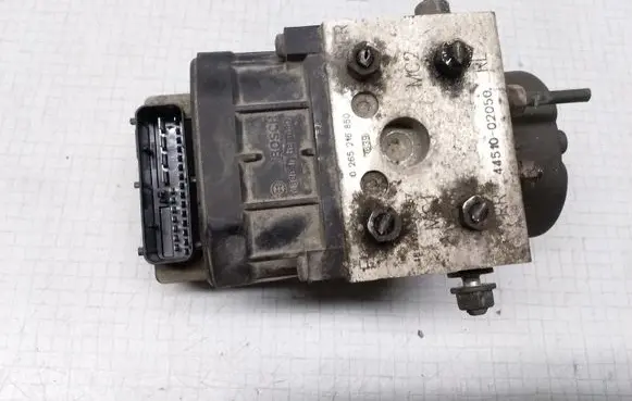 Toyota Corolla E120 E130 ABS Pump 0273004571 0265216850 4451002050