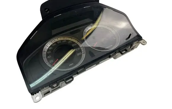 Volvo XC60 Speedometer (instrument cluster) 31270901AA