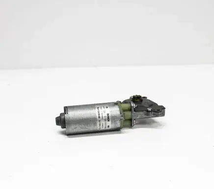 Volkswagen Phaeton Seat adjustment motor 0130002582