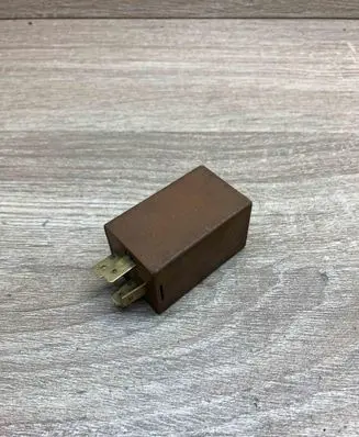 Ford Mondeo Mk III Other relay 68125