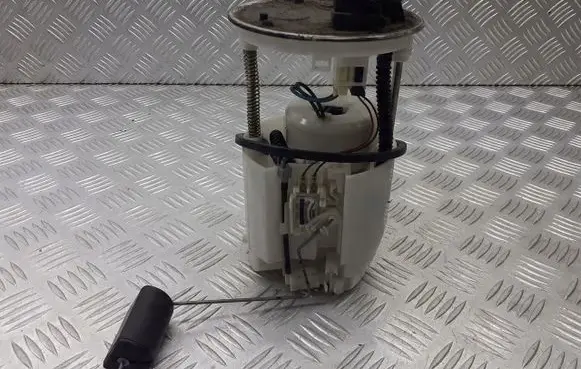 Suzuki Swift I Mechanical fuel pump 
