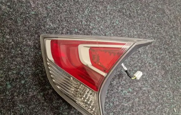 Nissan Rogue Tailgate rear/tail lights