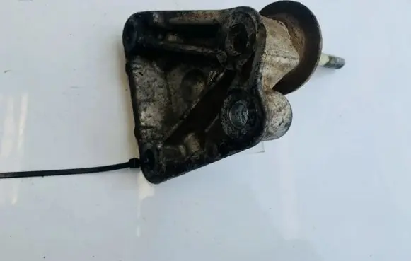 Peugeot 807 Engine mounting bracket 1485381080