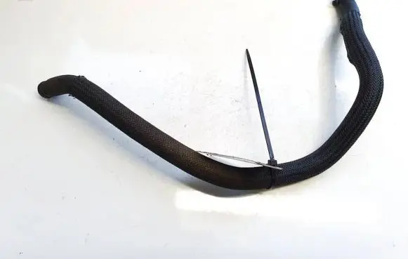 Audi A6 S6 C5 4B Engine coolant pipe/hose