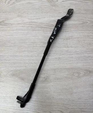 Mercedes-Benz E W211 Front wiper blade arm A2118201144